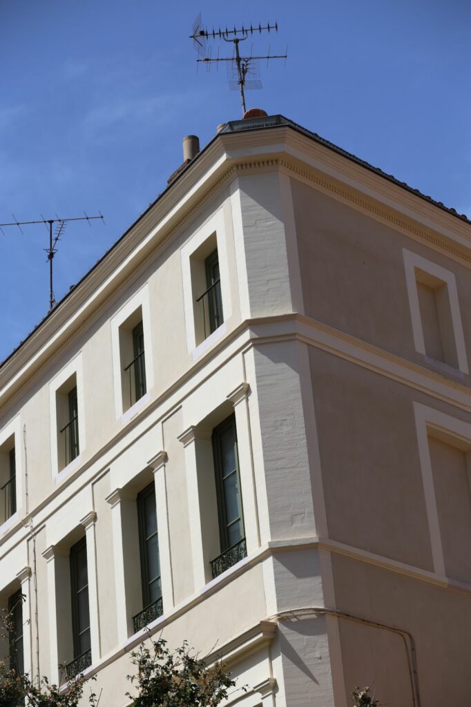 Photographie provisoire pour la composition de cette exposition — David-Albert Brunel
